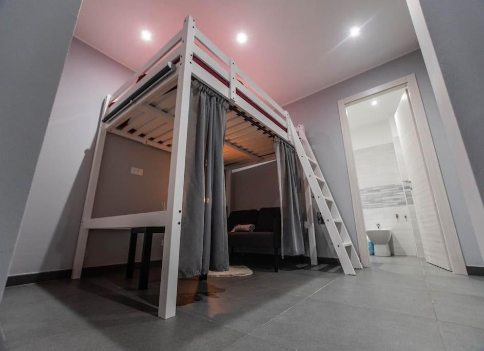 Modern Loft Center Of Turin + Jacuzzi 30M Metro Apartment Collegno Exterior photo